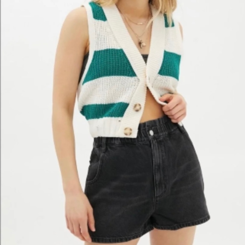 BDG Pull On Mom shorts